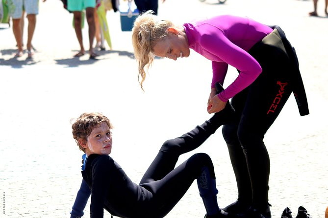 Surf Lesson for Beginners - Private Groups - Finishing with stretching and a short review
