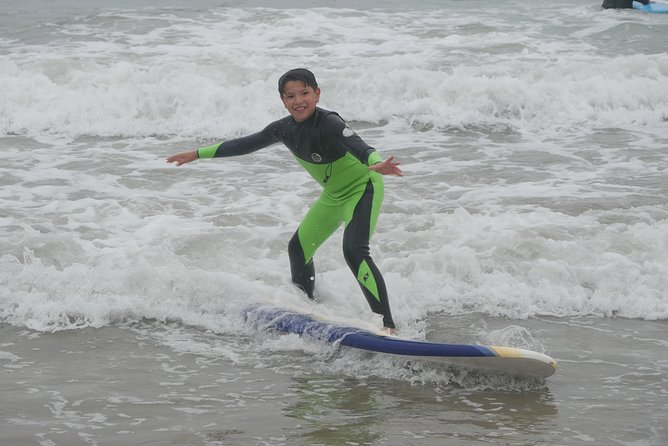 Surf Lesson for Kids in Venice Beach - Why This Lesson Works for a First-Time Young Surfer