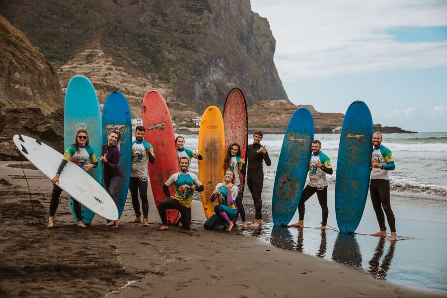 Surf lesson in Madeira - From Funchal to Porto da Cruz in 45 minutes