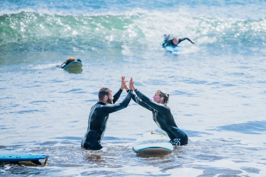 Surf lesson in Madeira - How Madeira’s waves affect your day