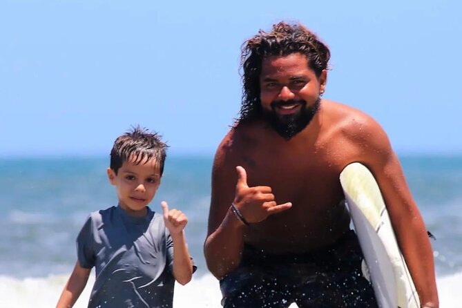 Surf Lesson in Tamarindo: Private and Group - Who will get the most from Blue Wave