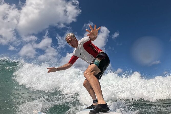 Surf Lessons get your Social Media video & photos you Surfing HI. - Who will get the most from this lesson
