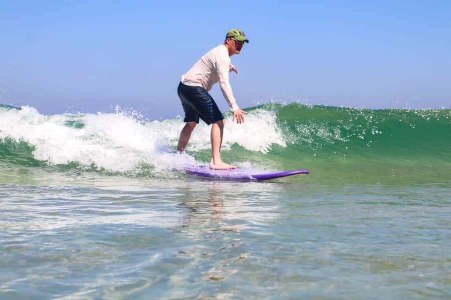 Surf lessons: in Arpoador in Ipanema. - Learning to surf at Arpoador Beach