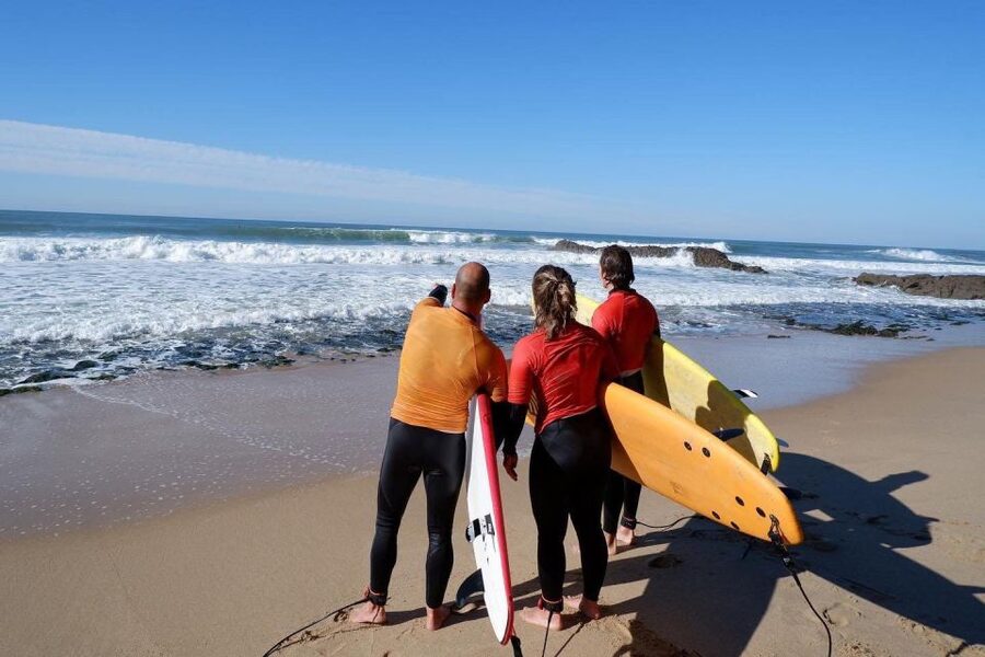 Surf Lessons in Ericeira – a World Surfing Reserve - The real value of a six-person maximum