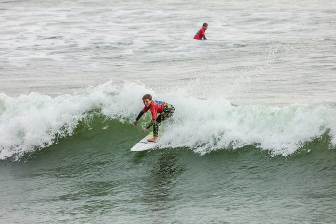 Surf lessons in Lima, Peru surf lessons best experience - What the private format means for you