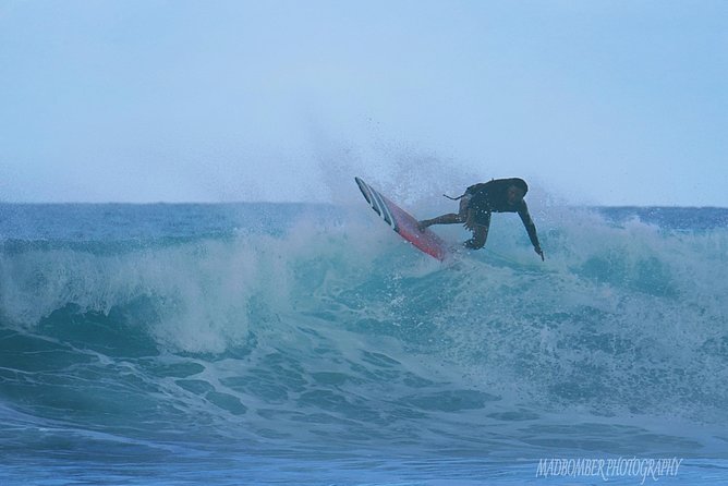 Surf school/surf tour - Two hours with an instructor in the water