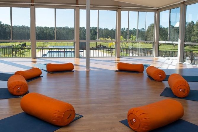 Surf, Stay and Yoga in Byron Bay 2 day 2 night - Yoga first, with a walk to the studio