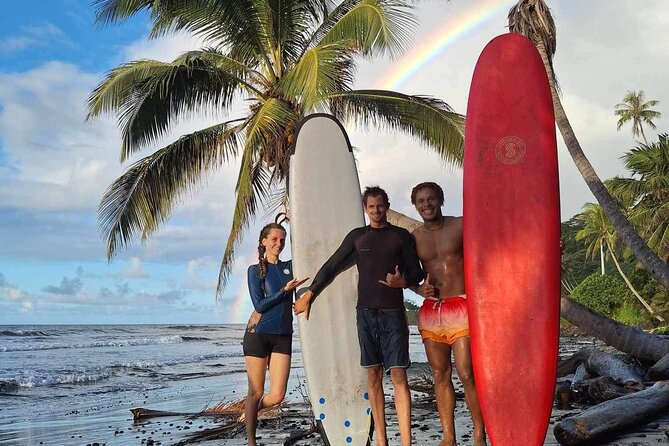SURF TAHITI Bites & Waves – Surf experience with every bite - What the first part of the lesson is like