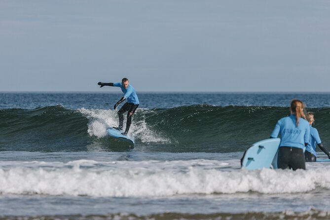 Surfing Class in Cullen Bay - The value of a small class