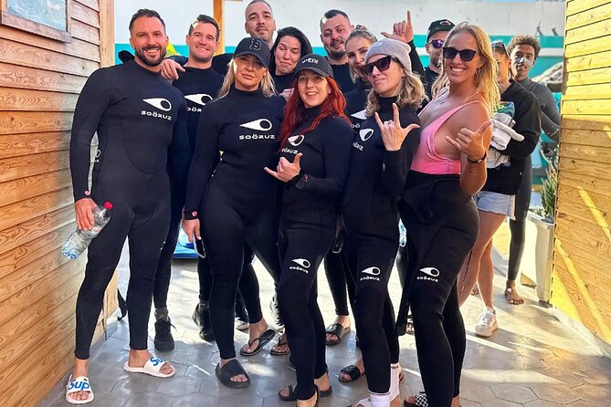 Surfing lessons in Essaouira - Intermediate surfers work on control