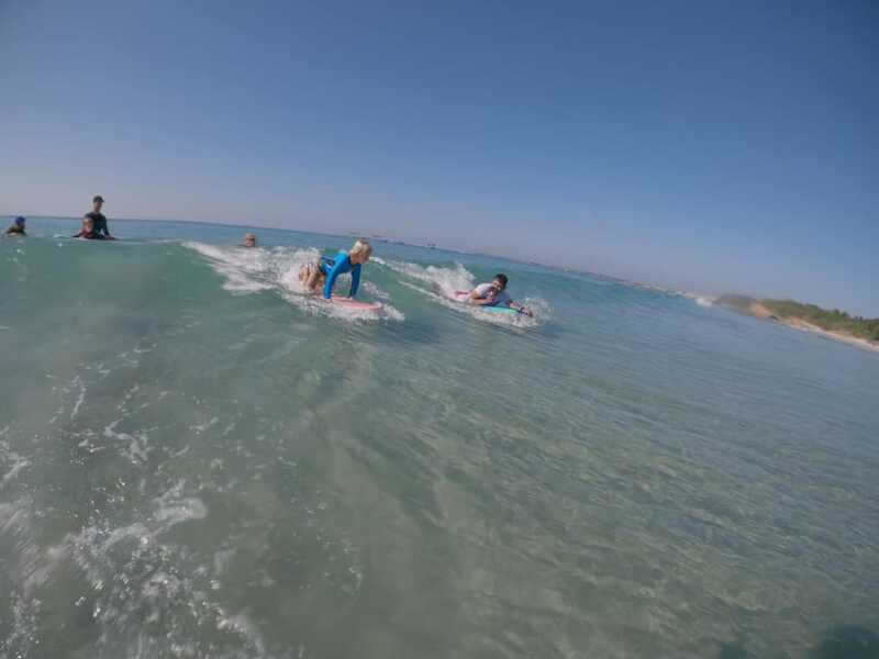 Surfing on the north of the bay - Sun protection and small practical details
