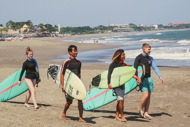 The funniest private 2 hour surf lesson, Canggu - Meeting Curly at Jl. Nelayan No. 77