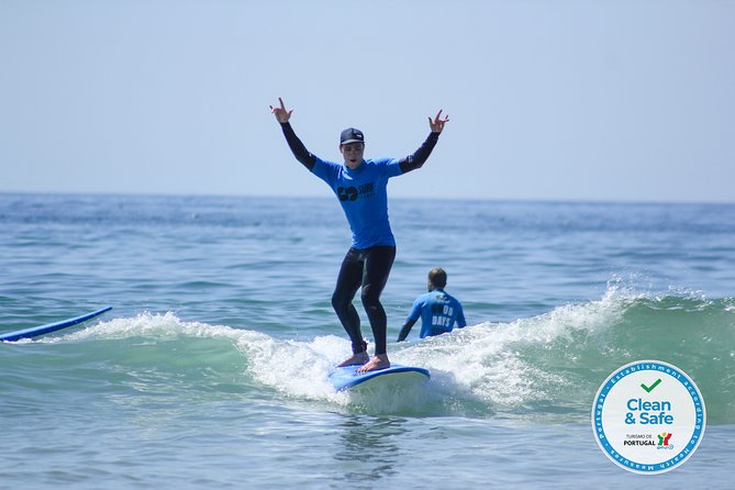 The Surf Instructor in Costa da Caparica - Praia do Castelo gives beginners room to learn