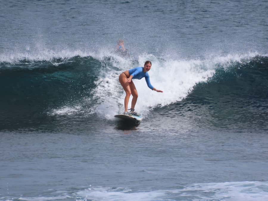 Uluwatu: Private Surf Lesson with Surf Photos & Videos - Choosing between Balangan, Dreamland, and Jimbaran