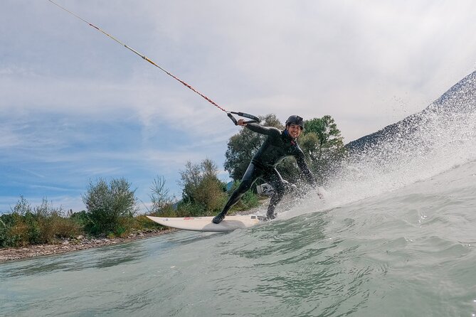 UP STREAM SURFING - The new way of surfing a river - The equipment and the €10 extra cost