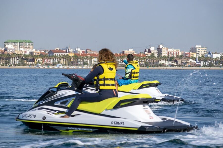 Valencia: Jet Ski Tour + Paddle Surf + Photos + Free drink - Choosing between 30 minutes and one hour