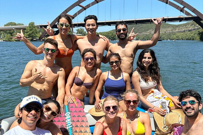 Wakesurf Trip on Lake Austin - BYOB Captained (up to 12 guests) - Wakesurfing with help for first-timers